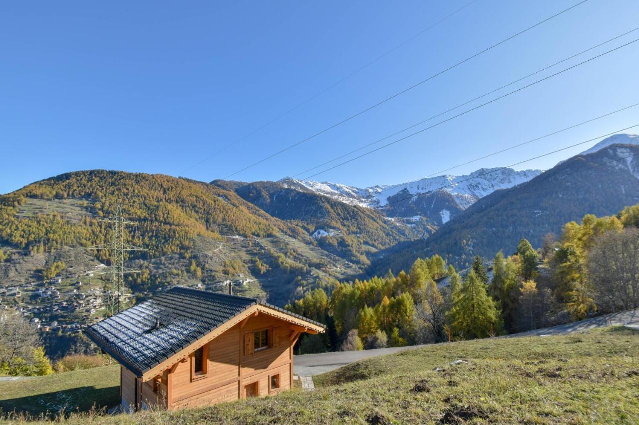 Вілла Chalet Le Cerf - Newly Build - Wow Views! Ла-Тзумаз Екстер'єр фото